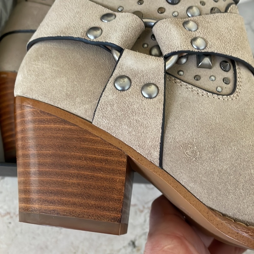 Coach Women Pia Stud West Boots in cream color - Picture 11 of 13